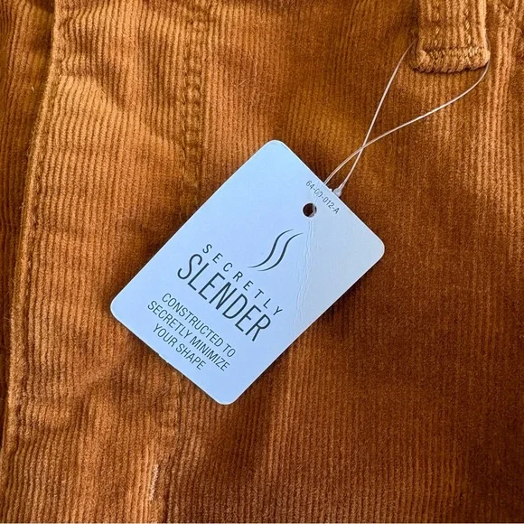 NWT St. John’s Bay Corduroy Skirt Size 14 Rust Brown Preppy Secretly Slender - Picture 3 of 12